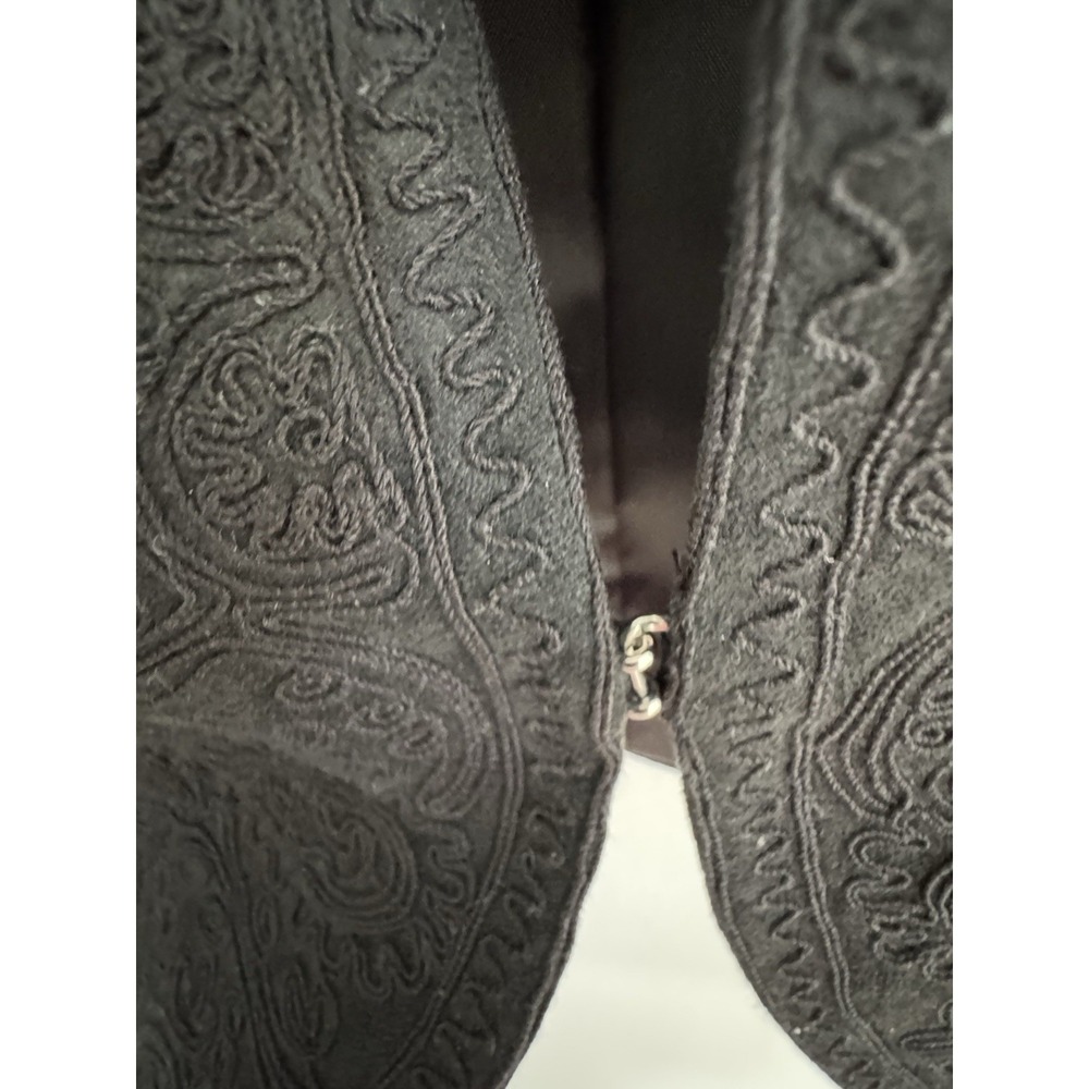 NEXT Tailored Black Cropped Jacket Sz 14 Paisley Embroidered Hook Front Lined - Picture 6 of 10